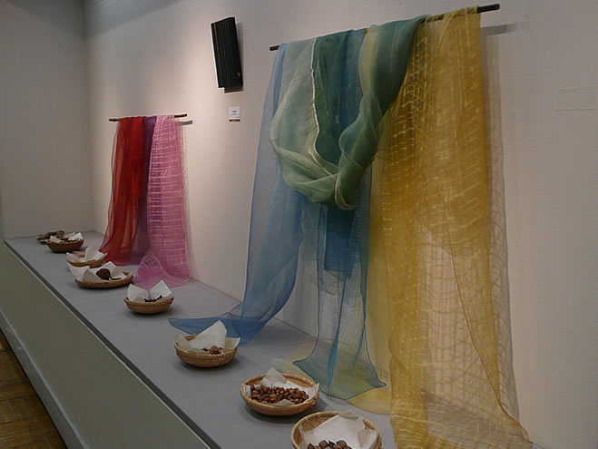 吉岡幸雄の仕事展「日本の色 万葉の彩り」